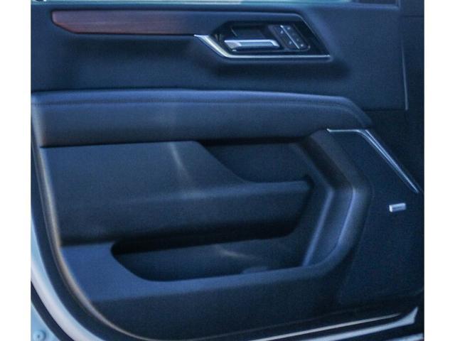 2025 GMC Yukon 4WD Denali