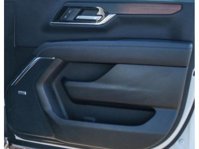 2025 GMC Yukon 4WD Denali