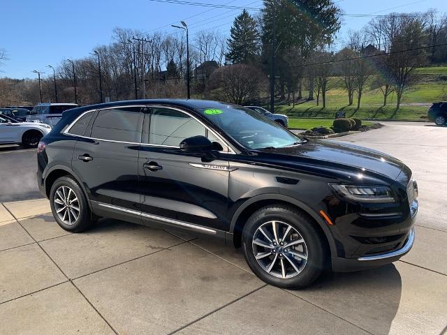 2022 Lincoln Nautilus Standard