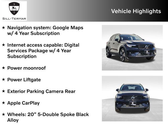 2025 Volvo XC40 B5 Plus Dark Theme