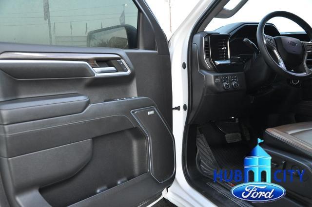 2022 Chevrolet Silverado 1500 4WD Crew Cab Short Bed RST