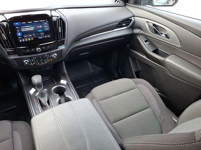 2023 Chevrolet Traverse AWD LT Cloth