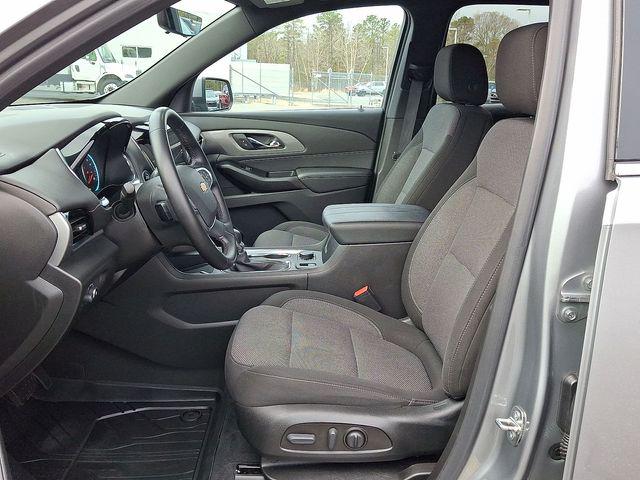 2023 Chevrolet Traverse AWD LT Cloth