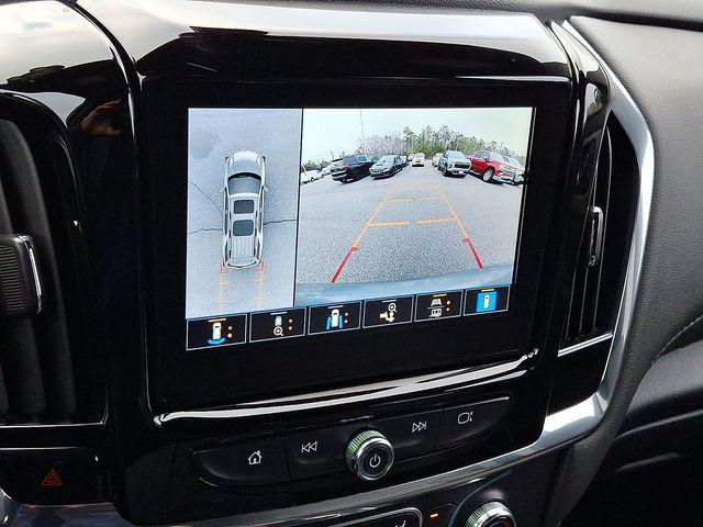 2023 Chevrolet Traverse AWD LT Cloth