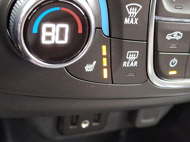 2023 Chevrolet Traverse AWD LT Cloth