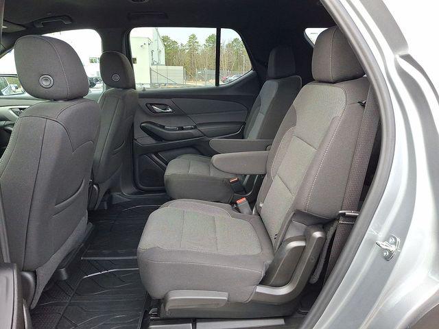 2023 Chevrolet Traverse AWD LT Cloth