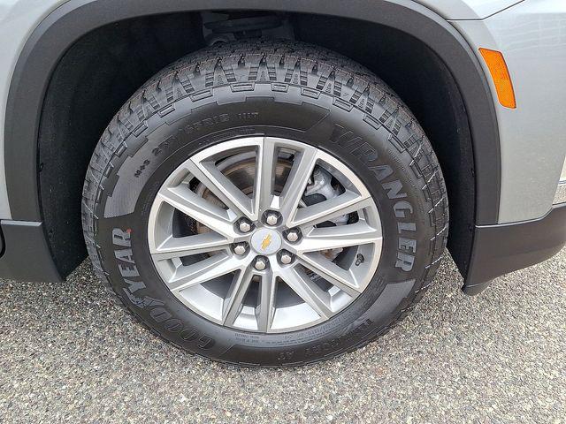 2023 Chevrolet Traverse AWD LT Cloth