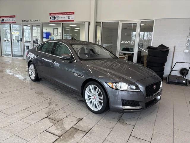2017 Jaguar XF 35t Prestige