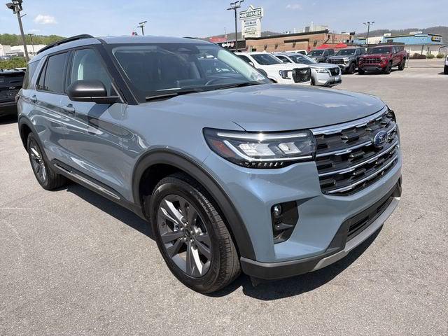 2025 Ford Explorer Active 2025 Ford Explorer Active