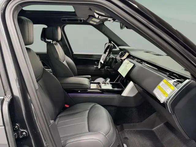 2026 Land Rover Range Rover P400 SE