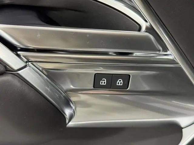 2026 Land Rover Range Rover P400 SE