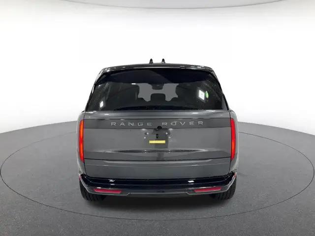 2026 Land Rover Range Rover P400 SE