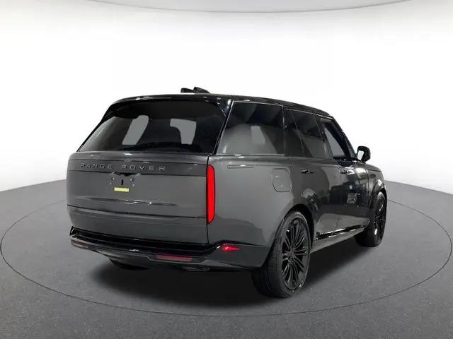 2026 Land Rover Range Rover P400 SE
