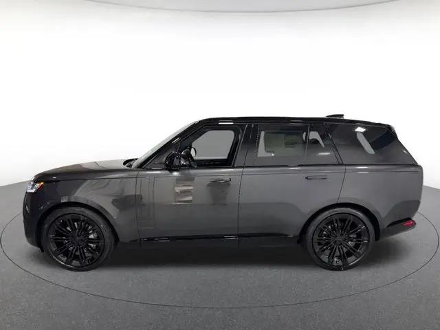 2026 Land Rover Range Rover P400 SE
