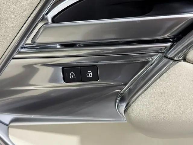2026 Land Rover Range Rover P530 Autobiography