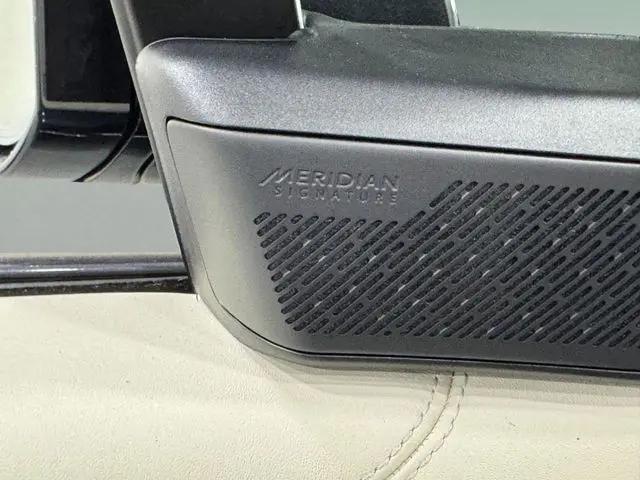 2026 Land Rover Range Rover P530 Autobiography