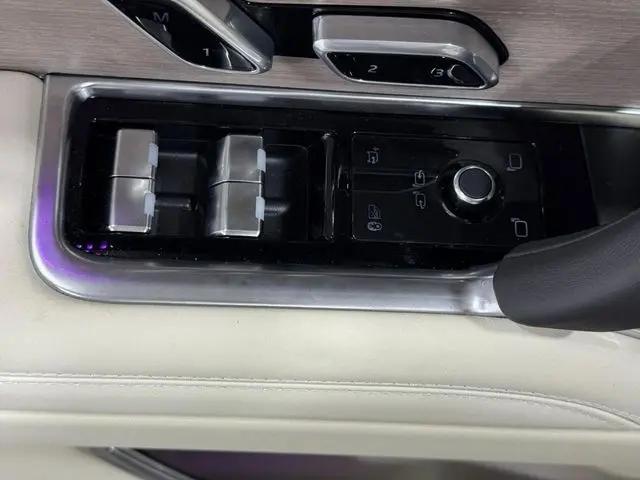 2026 Land Rover Range Rover P530 Autobiography