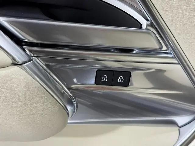 2026 Land Rover Range Rover P530 Autobiography