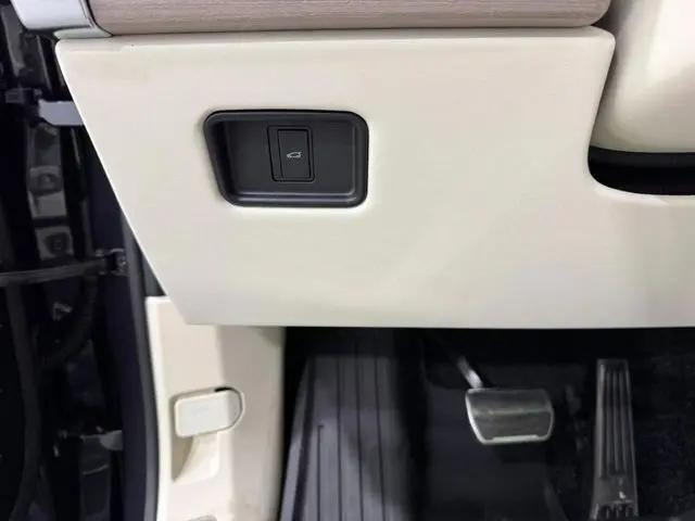 2026 Land Rover Range Rover P530 Autobiography