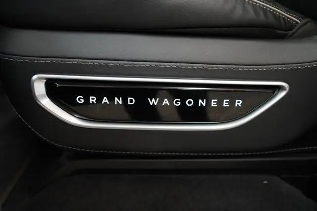 2024 Jeep Grand Wagoneer L Series II 4x4