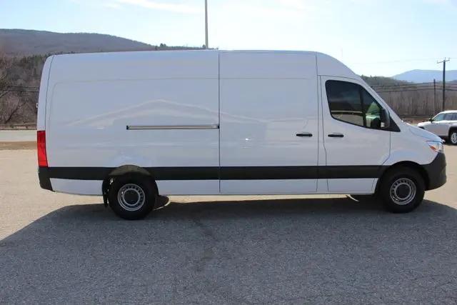 2023 Mercedes-Benz Sprinter 2500 High Roof 4-Cyl Gas