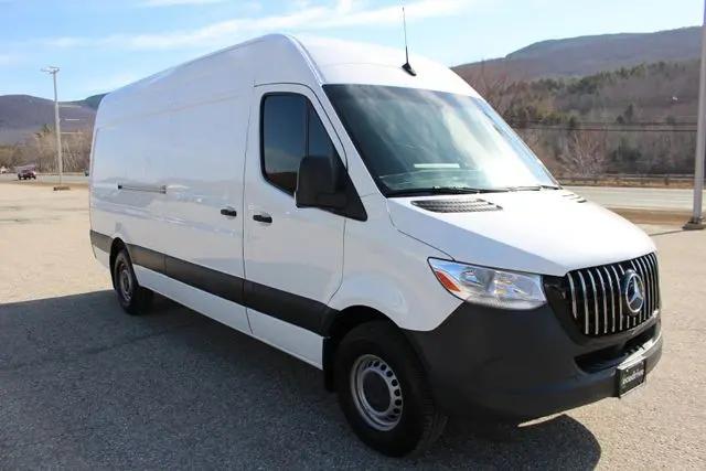 2023 Mercedes-Benz Sprinter 2500 High Roof 4-Cyl Gas