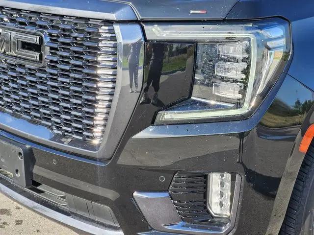 2023 GMC Yukon XL 4WD Denali Ultimate