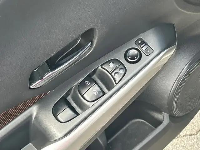 2020 Nissan Kicks SR Xtronic CVT