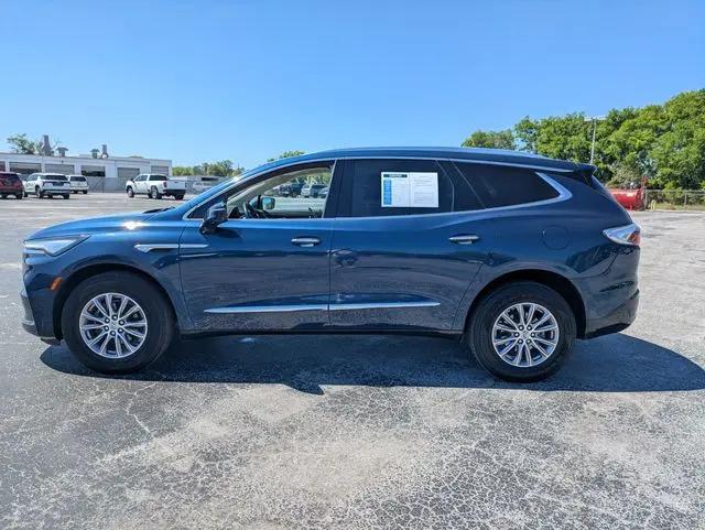 2023 Buick Enclave Essence FWD