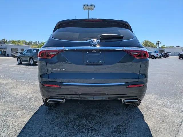 2023 Buick Enclave Essence FWD
