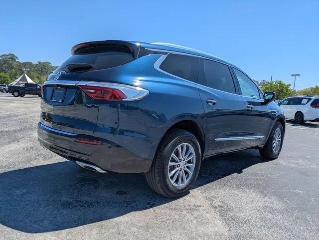 2023 Buick Enclave Essence FWD