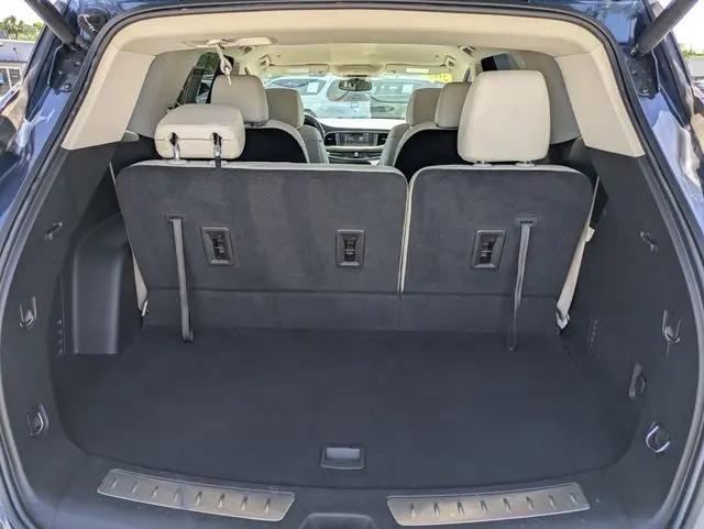 2023 Buick Enclave Essence FWD