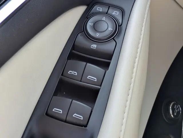 2023 Buick Enclave Essence FWD