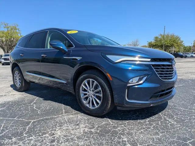 2023 Buick Enclave Essence FWD