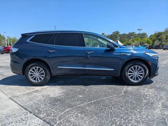2023 Buick Enclave Essence FWD