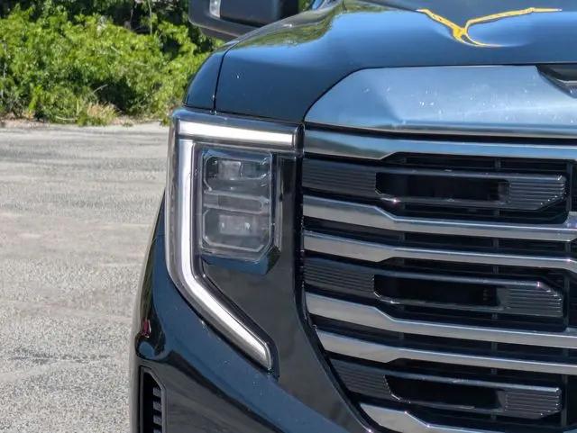 2024 GMC Sierra 1500 4WD Crew Cab Short Box AT4