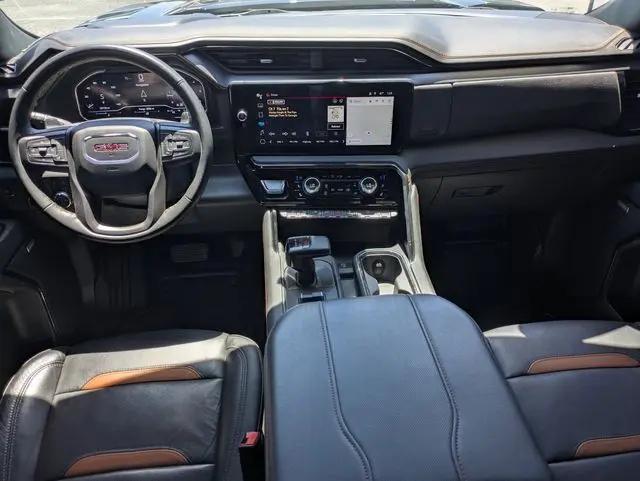 2024 GMC Sierra 1500 4WD Crew Cab Short Box AT4