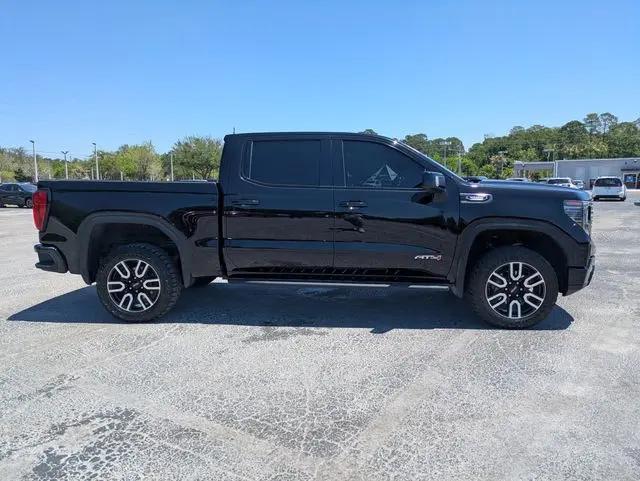 2024 GMC Sierra 1500 4WD Crew Cab Short Box AT4