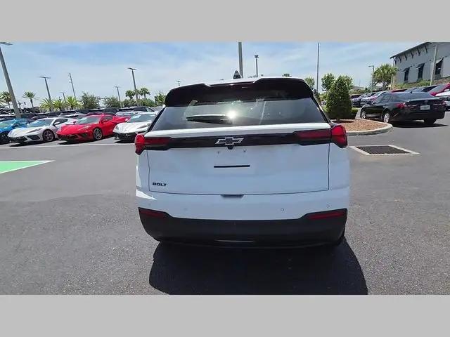 2027 Chevrolet Bolt LT FWD