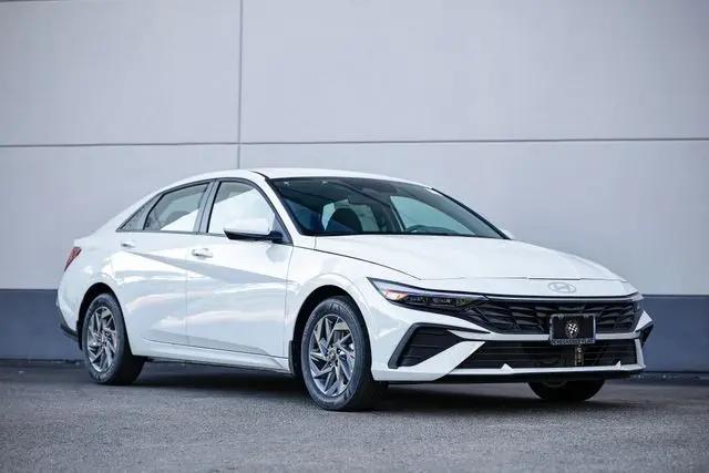 2026 Hyundai Elantra Hybrid Blue for sale in Virginia Beach, VA