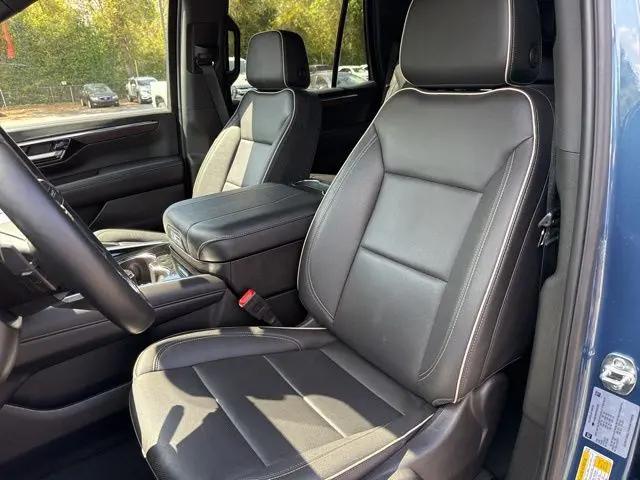 2025 Chevrolet Tahoe 4WD Premier