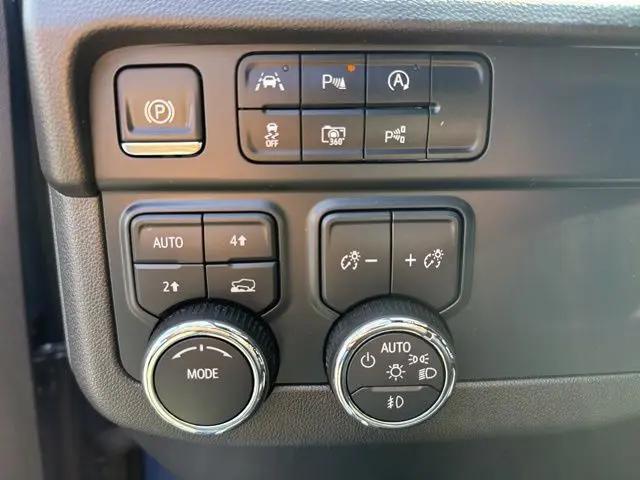 2025 Chevrolet Tahoe 4WD Premier