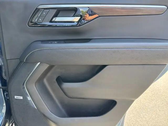 2025 Chevrolet Tahoe 4WD Premier