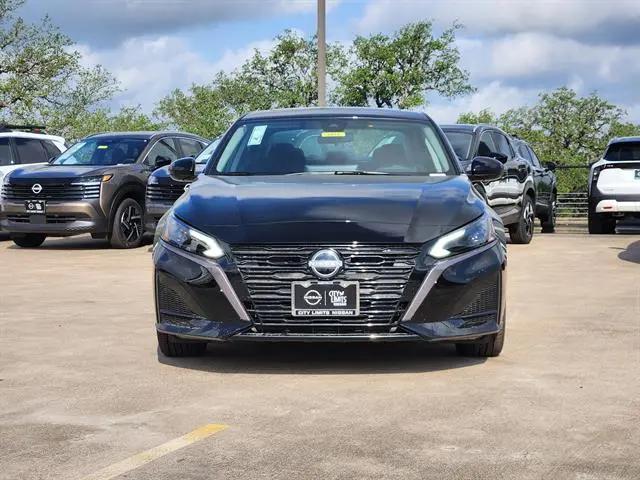 2026 Nissan Altima SV FWD