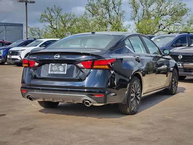 2026 Nissan Altima SV FWD