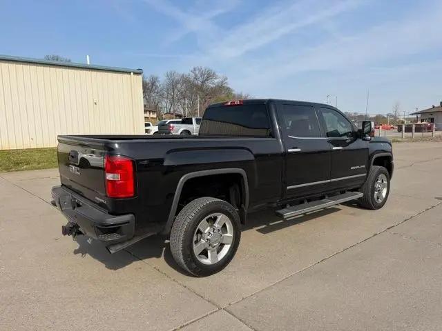 2016 GMC Sierra 2500HD Denali