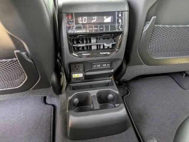 2026 Jeep Grand Cherokee L Limited Reserve