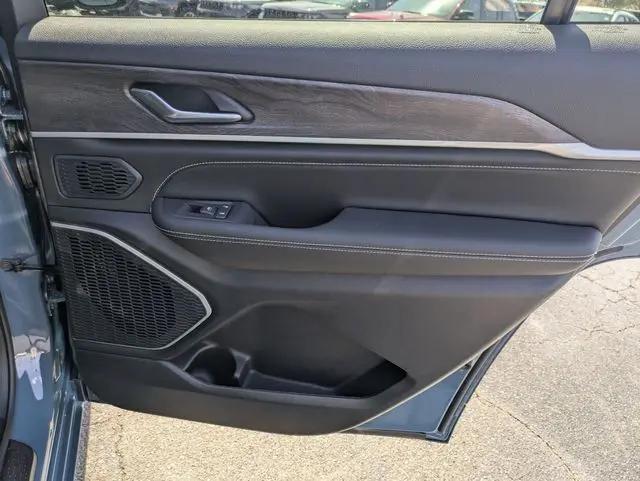 2026 Jeep Grand Cherokee L Limited Reserve