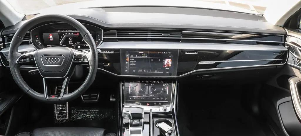 2023 Audi S8 TFSI quattro Tiptronic
