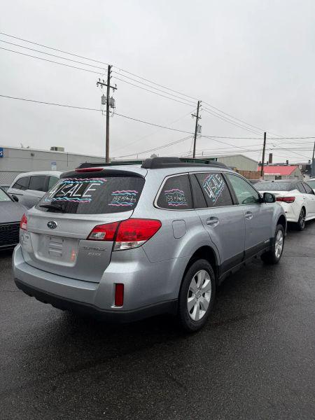 2012 Subaru Outback 2.5i Premium